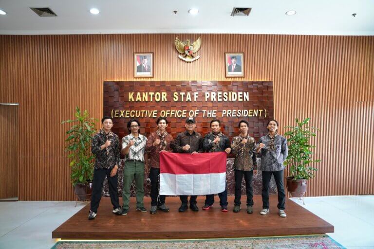 Enam Pemanjat Tebing Indonesia Siap Kibarkan Merah Putih di Tebing Tertinggi di Dunia